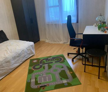 Köpenhamnsgatan, Kista - Photo 1