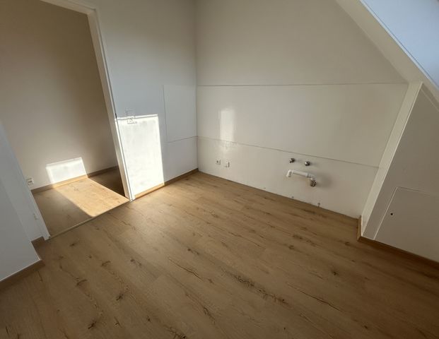 Renovierte, teilw. sanierte Wohnung perfekt für die Einzelperson - Photo 1