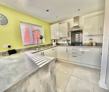 Rushey Close, Ashby-De-La-Zouch, LE65 - Photo 1