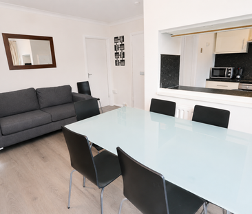 10 Panama House – Room 4 - Photo 1