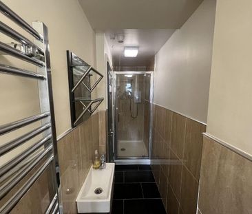 6 bedroom house to rent - Photo 5