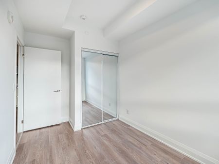 For Lease - 3250 Carding Mill Trail Unit# 231, Oakville, Ontario - Photo 4
