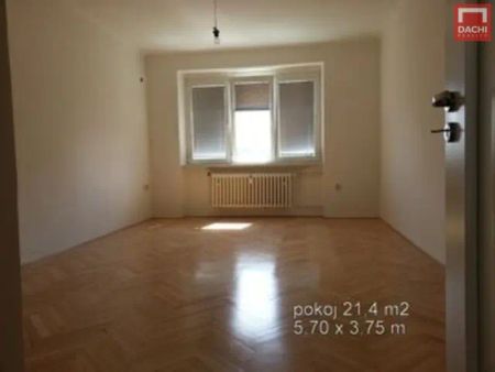 Pronájem nezařízeného cihlového bytu 2+1, 59 m - Photo 2