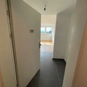 Kaisermühlen, U1, nähe UNO-City, inkl. Garage, Balkon, Keller, an der Alte Donau - Photo 2