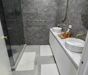 Altona North - Photo 3
