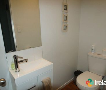 Furnished Room Available – Power & Internet Included! - Photo 4