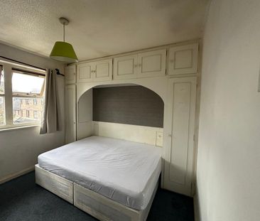 Room in a Shared House, Kinburn St, SE16 - Photo 5