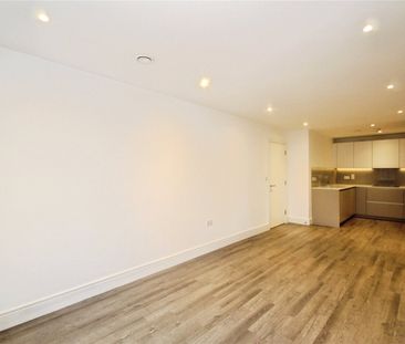 Gaumont Place, London, SW2 4GB - Photo 3