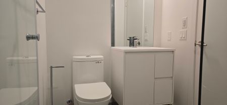 For Lease - 1 Quarrington Lane Unit# 1015, Toronto, Ontario - Photo 3