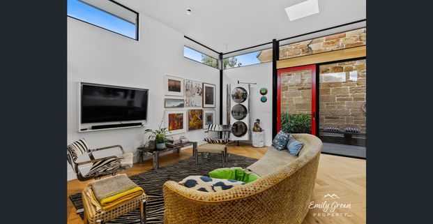 Stunning Furnished 1-Bed + Study in the Heart of Historic Richmond Village - Photo 1