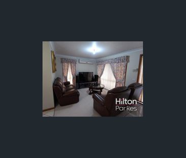 3 Bedroom Family home in a great location! - Photo 4