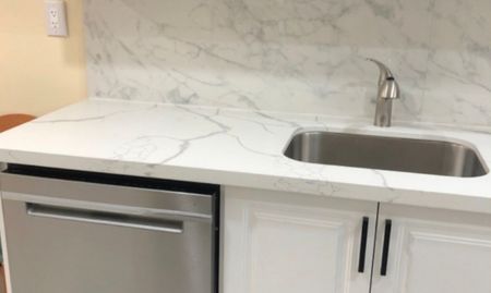For Lease - 20 Colinayre Cres Crescent Unit# Main Floor #2, Toronto, Ontario - Photo 3