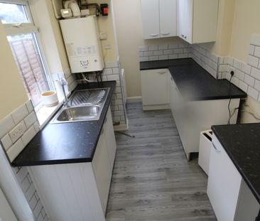 97 Moira Road, Woodville, Swadlincote, Derbyshire, DE11 8DQ - Photo 1