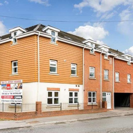 Rosehill, Willenhall, WV13 - Photo 1