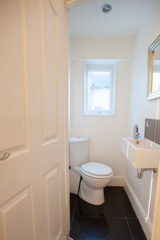 3 Bedroom Family Home to let in Clive Vale, Hastings - Photo 4