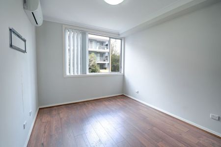 SPACIOUS 2 BEDROOM PLUS STUDY WITH AIRCON IN ALL ROOMS - Photo 2