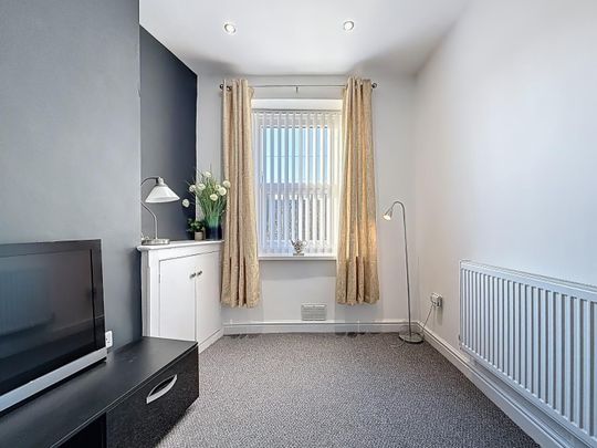 2 bed end of terrace house to rent in Cumnock Place, Splott, Cardiff, CF24 - Photo 1