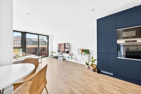 Bovet Court, Harford Street, Stpeney, London, E1 - Photo 4