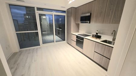 For Lease - 120 Broadway Avenue Unit# 1204, Toronto, Ontario - Photo 5