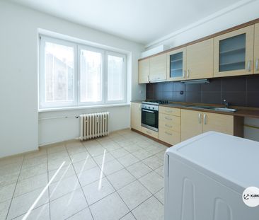 Pronájem bytu 2+1 60 m² - Photo 1