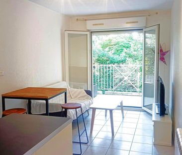 Beau T2 meublé de 28 m² + Balcon au calme + Parking dans Résidence ... - Photo 1
