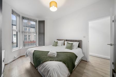 Room in a Shared House, Dacy Road, L5 - Photo 2