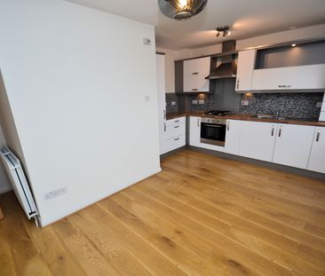 2 bed flat to rent in Glasgow, G41 - Photo 6