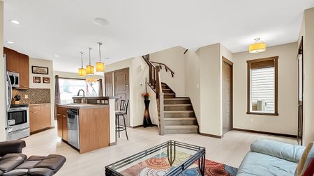 3 Bed Charming Family Home In Charlesworth. - Photo 3