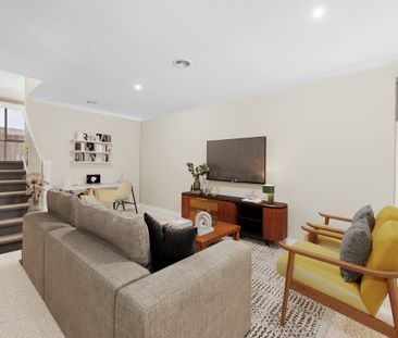 Stylish Comfort with Dandenong Views and Walkable Convenience - Photo 2