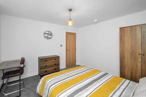 Bankfield Avenue, Victoria Park, Manchester, M13 - Photo 1