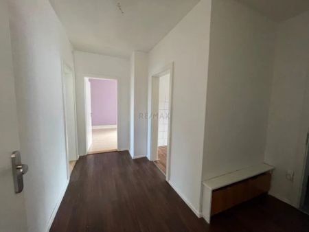 Renovierte 3,5 Zimmer Wohnung in toller Lage in Göppingen mit Mansardenzimmer im DG zu vermieten - Foto 3