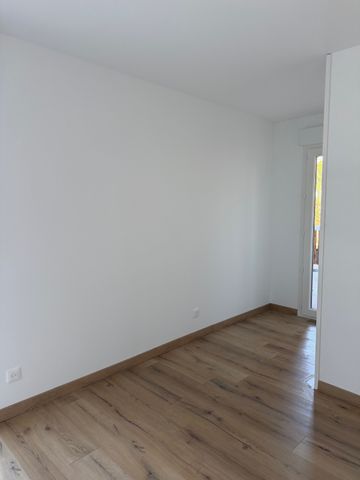 Location Appartement 2 pièces 42m² - Photo 3