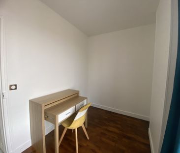 2/3 PIECES AVEC BUREAU MEUBLE - Photo 1