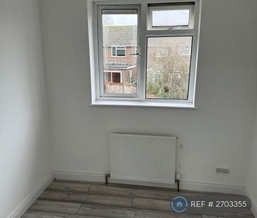 4 bedroom terraced house to rent - Photo 2