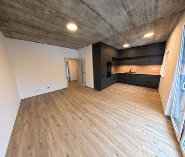 Pronájem bytu 3+kk 74 m² - Fotografie 2