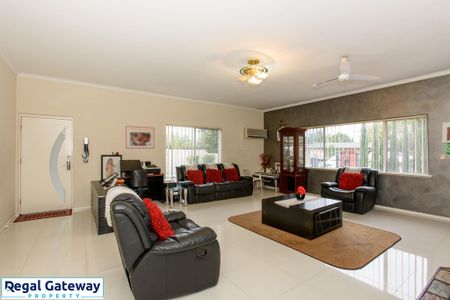 20 Elm Close, CAMILLO WA 6111 - Photo 3