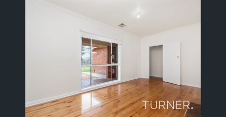 Well-Appointed Family Home in a Convenient Elizabeth North Location - Photo 2