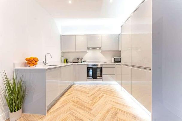 Wellington House, London Street, Reading, RG1 - Photo 1