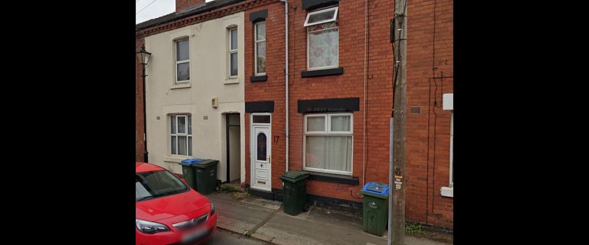 3 Bed Terraced House, Waveley Road, CV1 - Photo 1