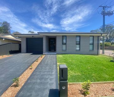 Beautifully Designed Home - Photo 4