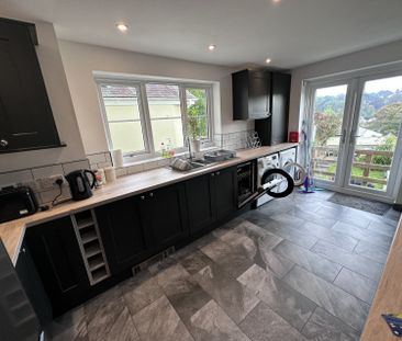 West Street, Penryn - Photo 2