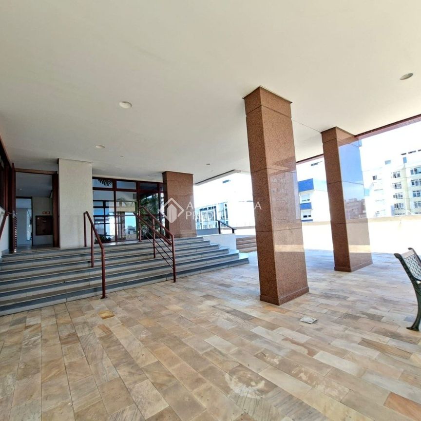 Apartamento com 3 quartos e 99m² para alugar em Menino Deus, Porto Alegre. - Photo 1