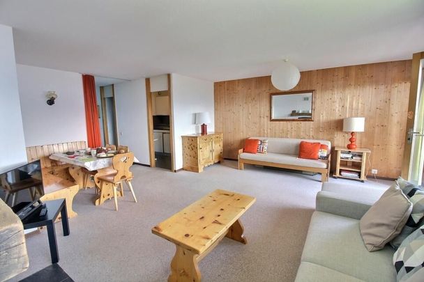 Apartment for rent by the week on the village square - Photo 1