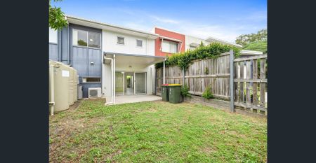 3 BEDROOM TOWNHOUSE AVAILABLE NOW (Rent Increase to $650 in March 2026) - Photo 2