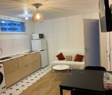 Av. Guy de Larigaudie, 44300 Nantes, France - Photo 3