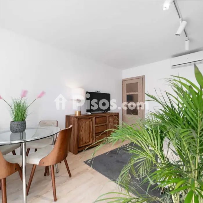Piso en alquiler en Carrer de Santa Rosalia, 121, cerca de Carrer de Josep Sangenís - Photo 1