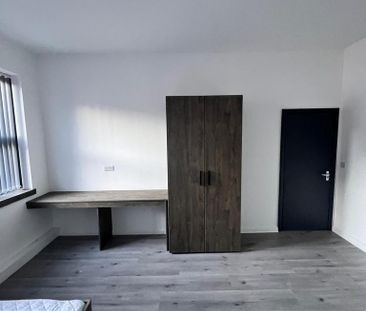 1 bedroom house of multiple occupation to rent - Photo 4