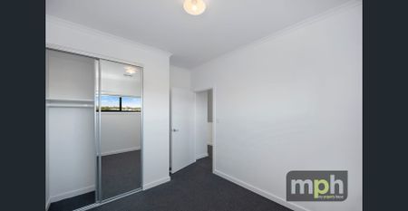 Beautifully built home nestled among the serenity of Mount Barker! - Photo 2