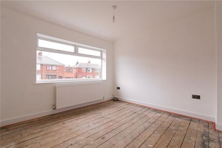 2 bedroom semi-detached house to rent - Photo 4