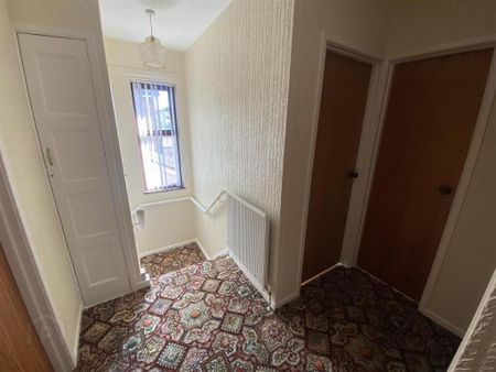 8 Windsor Road, Portadown, BT63 5DD - Photo 2